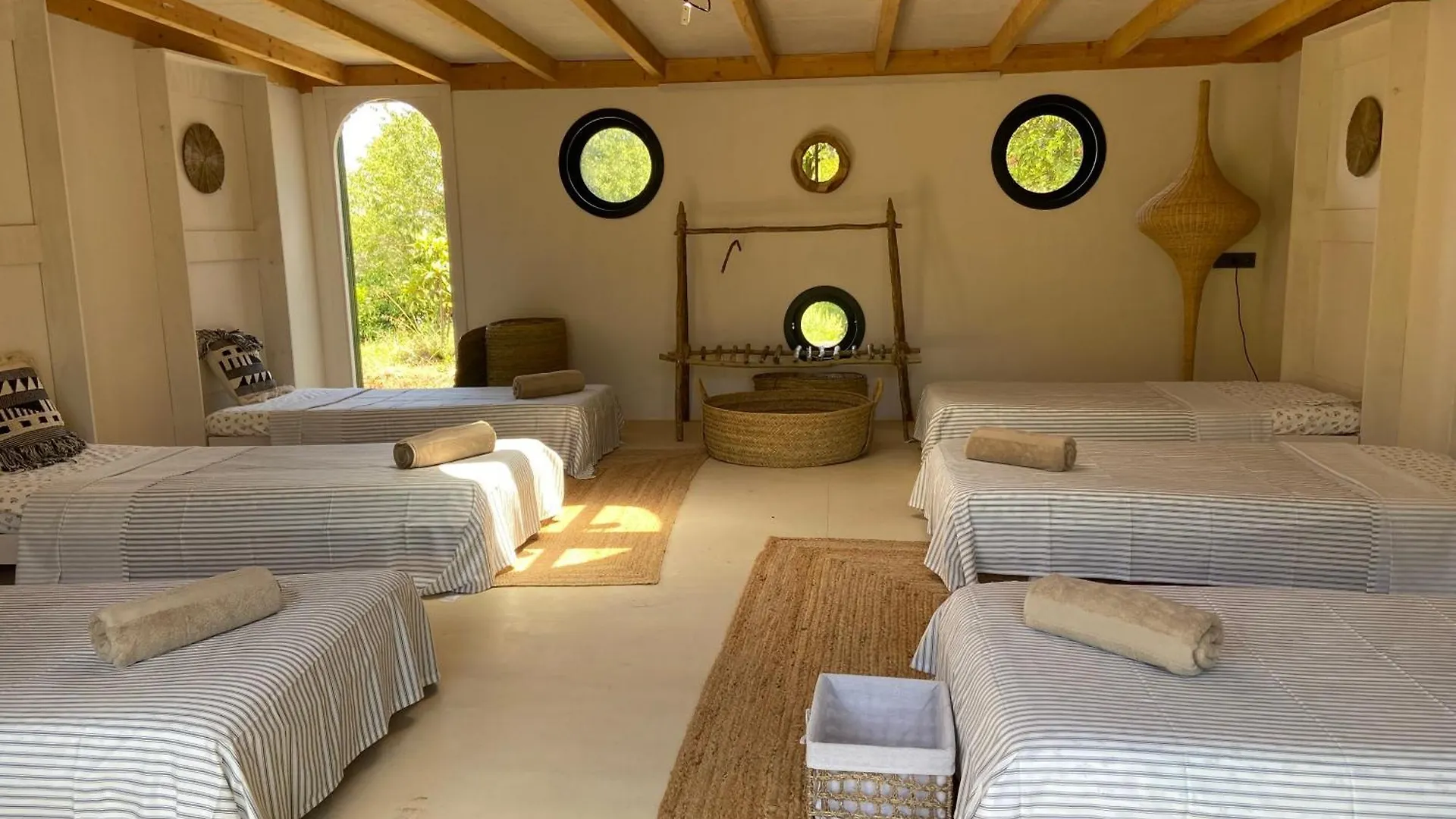 The4Elements Bed & Breakfast Monda Spain